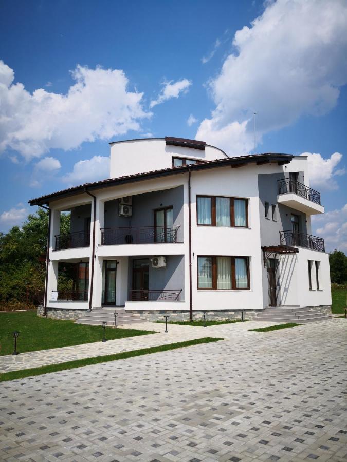 Pensiunea Casa Hortopan Târgu Jiu Exteriör bild